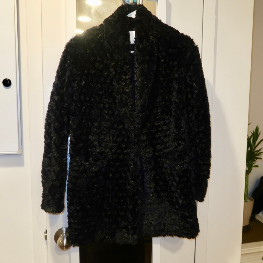 Aritzia Wilfred Free Plush Faux Fur Jacket (NWOT) - Picture 5 of 11